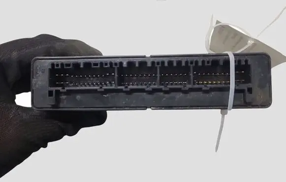 Mitsubishi Space Star Engine control unit/module MD354341 E2T71272H7
