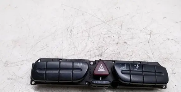Mercedes-Benz C W203 Hazard light switch 2038214658 3306010200 30172986001