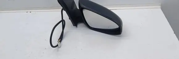 Peugeot 108 Front door electric wing mirror 232631018