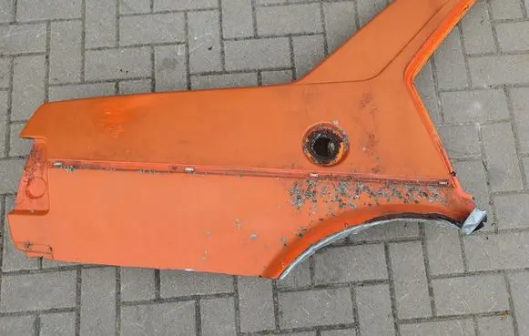Volkswagen Jetta I Fender 161809602