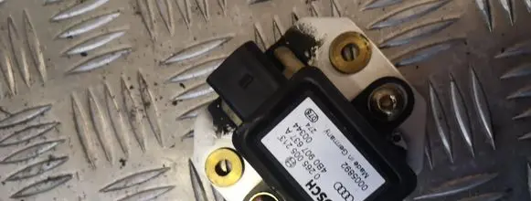 Audi A6 S6 C6 4F ESP acceleration yaw rate sensor 4b0907637a