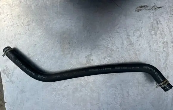Brake vacuum hose/pipe