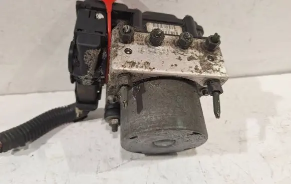 Peugeot 107 ABS Pump 0265231579
