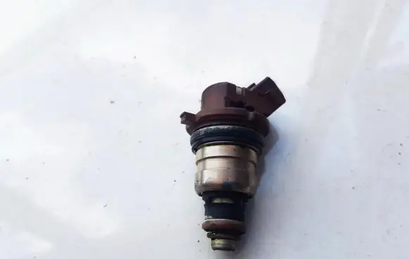 Ford Fiesta Fuel injector 97MFBA 0768Z