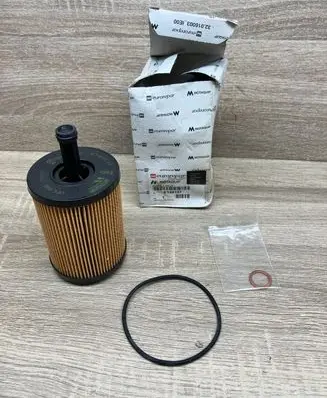 Volkswagen Golf V Oil filter mounting bracket E149137