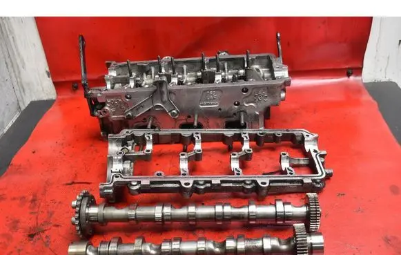 Audi A8 S8 D3 4E Engine head 0594AE