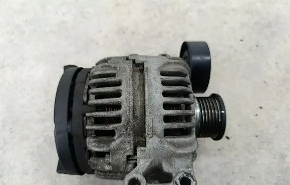 BMW 3 E46 Generator/alternator 