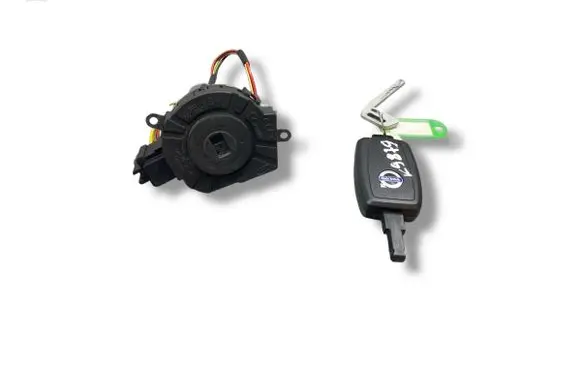 Volvo C70 Ignition lock 92LP0808 30737157