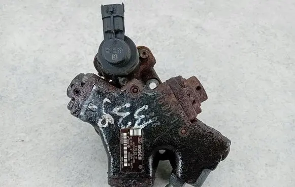 Fiat Punto Evo Fuel injection high pressure pump 