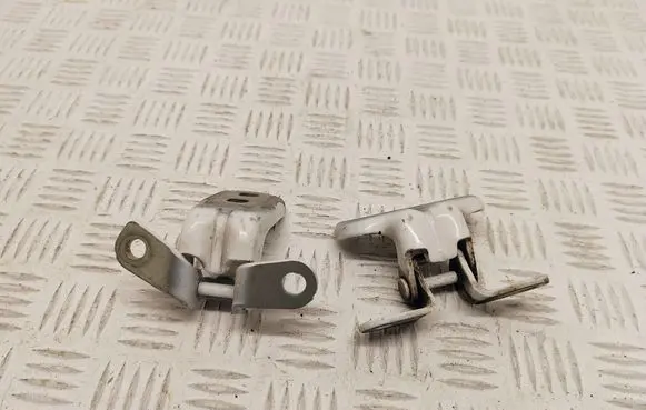 Citroen C3 Aircross Front door hinge set 99700