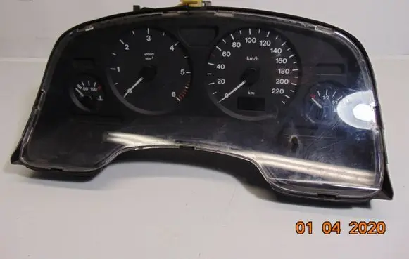 Opel Zafira A Speedometer (instrument cluster) 87001371