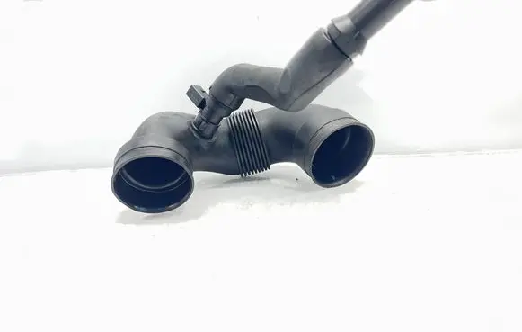 Mercedes-Benz ML W163 Turbo air intake inlet pipe/hose A6120940808