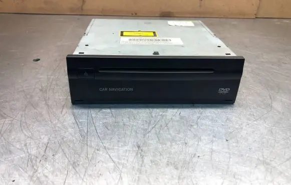 Mercedes-Benz E W211 GPS navigation control unit/module A2208206085