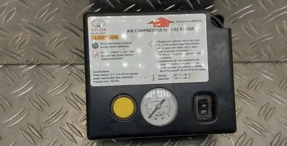 Toyota Urban Cruiser (XP110) Tire air pump compressor 