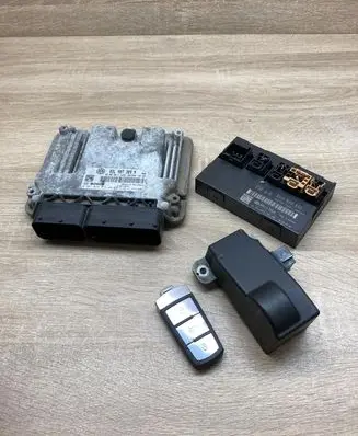 Volkswagen PASSAT B7 Engine ECU kit and lock set 03L907309N 3AA959433 3C0905861J