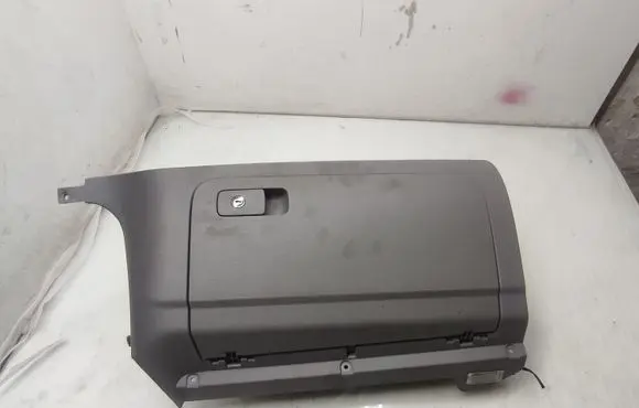 Volkswagen Jetta V Glove box 1K1857097
