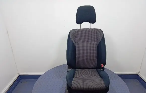 Subaru Forester SG Front passenger seat 