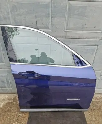 BMW X1 F48 F49 Front door 41007414370 7414370