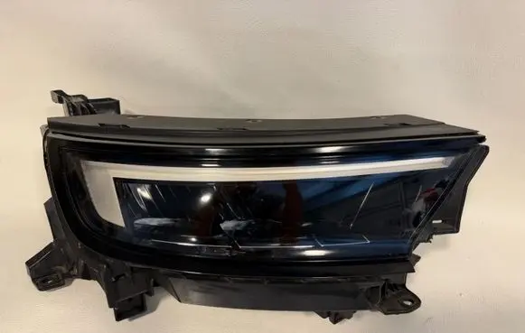 Opel Mokka X Headlight/headlamp 9847939180