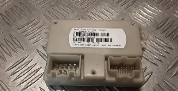 Chrysler Grand Voyager V Door control unit/module P04602758AG