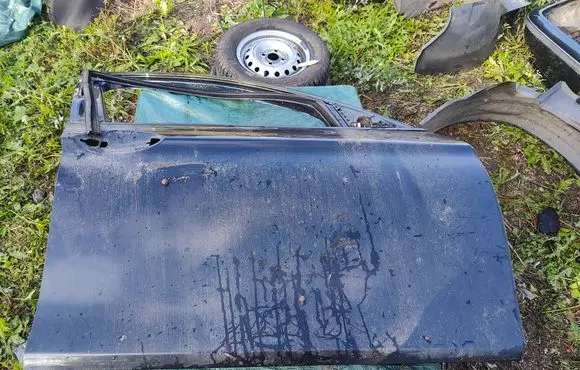 BMW 5 E60 E61 Front door 41517202340