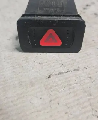 Volkswagen Golf IV Windscreen/window heater switch 1j0953235h 1j0953236j