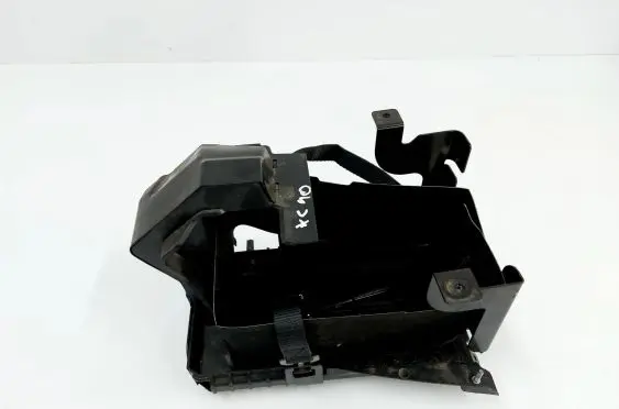 Volvo XC40 Battery box tray 32219128
