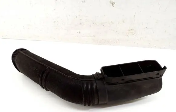 KIA Xceed Air intake duct part 28210F2000 28210G3000
