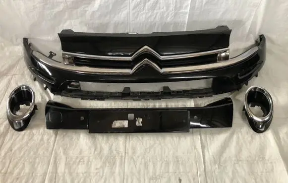 Peugeot Partner III Front bumper upper radiator grill 9682966577