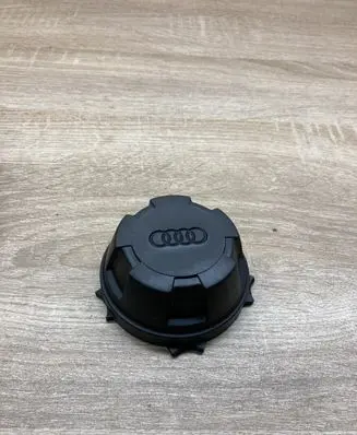 Audi 100 200 5000 C3 Original wheel cap 437601171