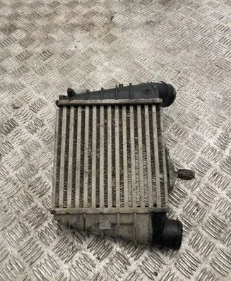 Skoda Praktik (5J8) Intercooler radiator 6Q0145804A