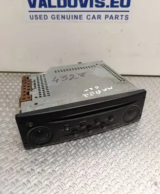 Renault Master II Radio/CD/DVD/GPS head unit 7700433948 22DC27962 22DC279762