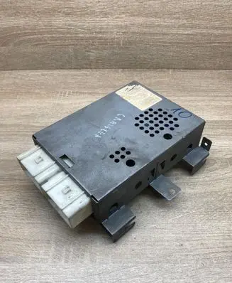 Chrysler Voyager Fuse module P04801066AD 04801066AD