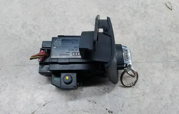Audi A4 S4 B8 8K Ignition lock 8K0909131