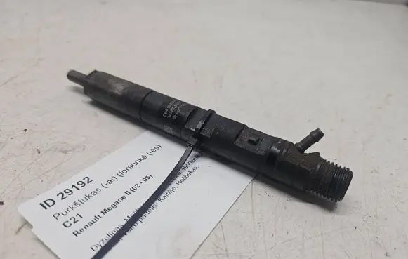 Renault Megane II Fuel injector 8200365186