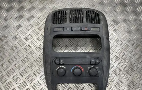 Chrysler Voyager Climate control unit 05005001AD P05005021AD 04682925AA