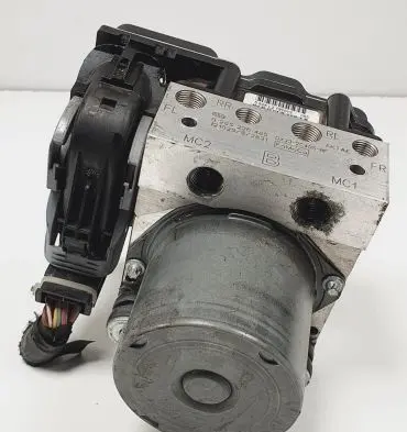 Jaguar XF X250 ABS Pump DX23-2C405-BE