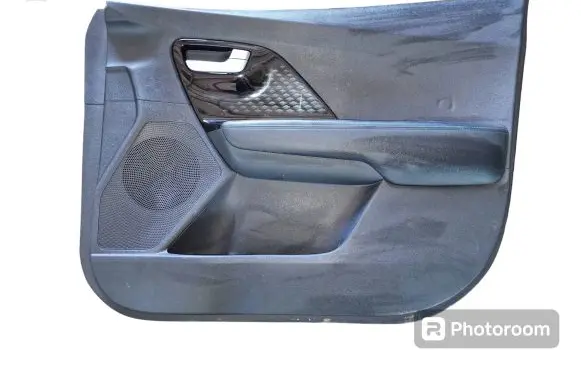 KIA Niro Front door card panel trim 82321G5000