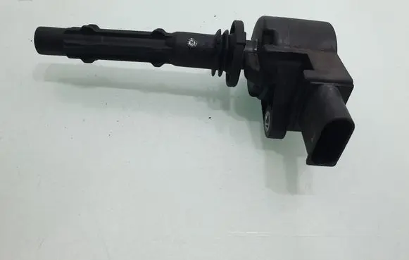 High voltage ignition coil