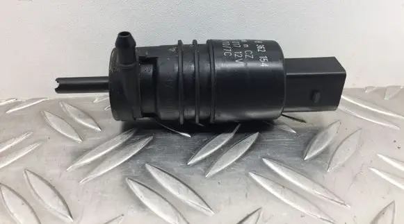 BMW 5 F10 F11 Windscreen/windshield washer pump 8362154