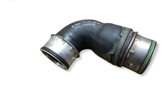 Skoda Octavia Mk2 (1Z) Intercooler hose/pipe 1T0145790B
