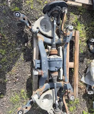 Audi A6 S6 C6 4F Rear axle beam with reductor 