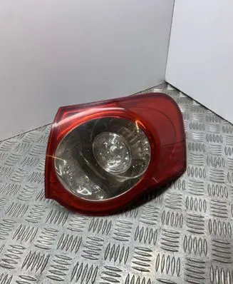 Volkswagen PASSAT B6 Rear/tail lights