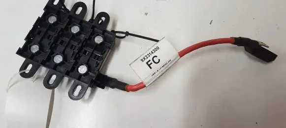 Jaguar XF X250 Fuse module 9X2314A005AED 9X2314300