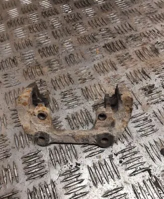 Volvo V70 Brake caliper pad carrier rear 
