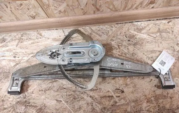 Ford Focus C-MAX Front door manual window regulator