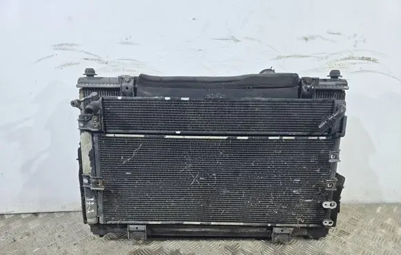 Lexus GS 300 350 430 450H Radiator set 4221332771 4227501970