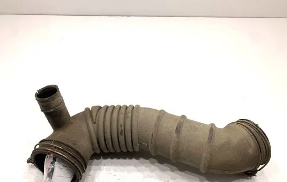 Toyota Land Cruiser (FJ75) Air intake hose/pipe 
