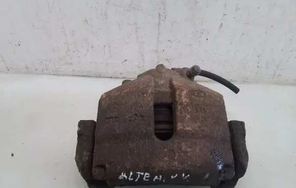 Seat Altea XL Front brake caliper