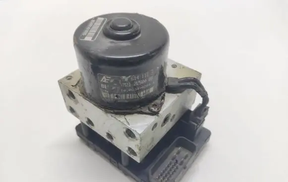 Ford Galaxy ABS Pump 1J0907379P 5WK8476 10094903313